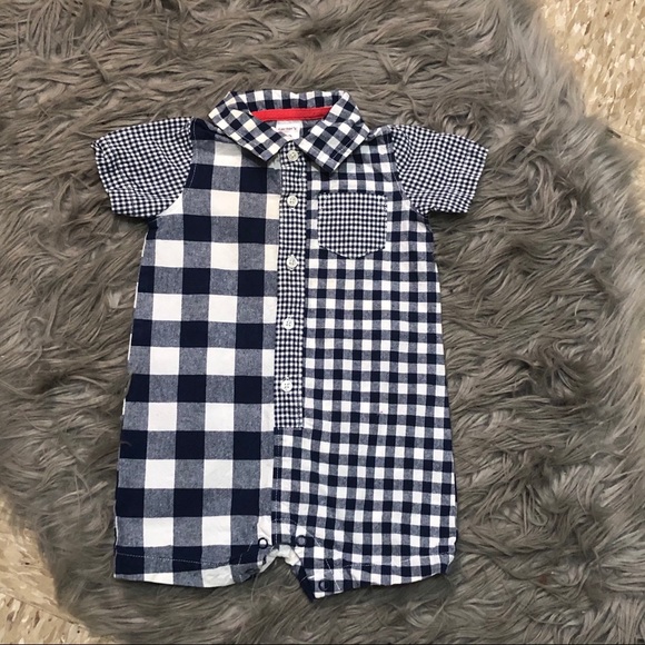 💥Baby Boys Carter’s Romper💥 - Picture 1 of 3